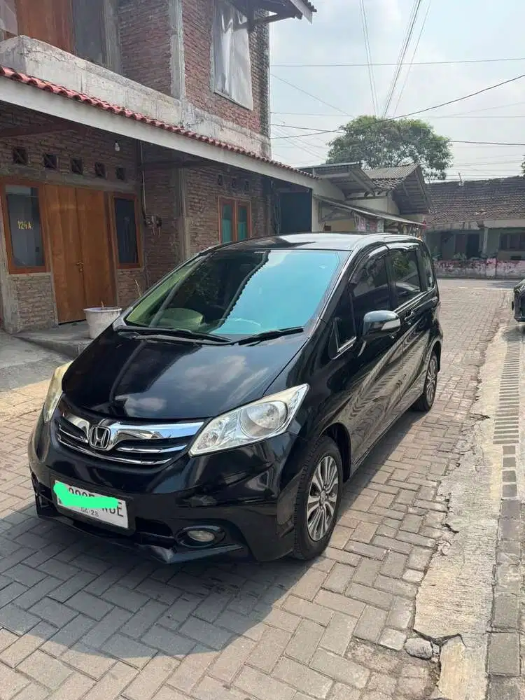Honda Freed 2013 Bensin