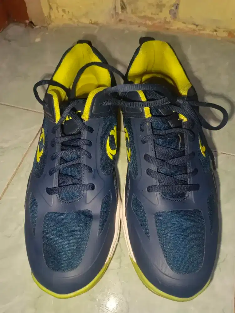 Jual sepatu astec ukuran 44 no box bisa COD