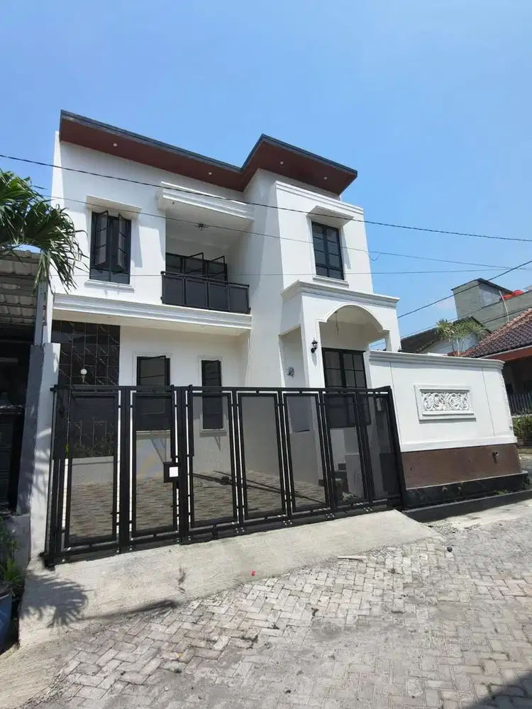 RUMAH BARU JALAN PRAMBANAN DEKAT GERBANG TOL MANYARAN SEMARANG