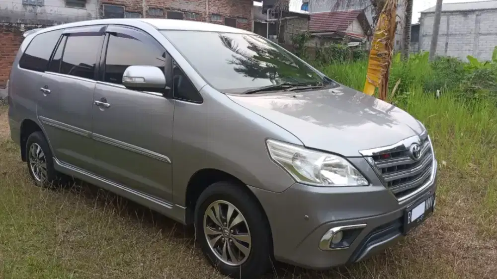 Toyota Innova V Matic 2014 istimewa