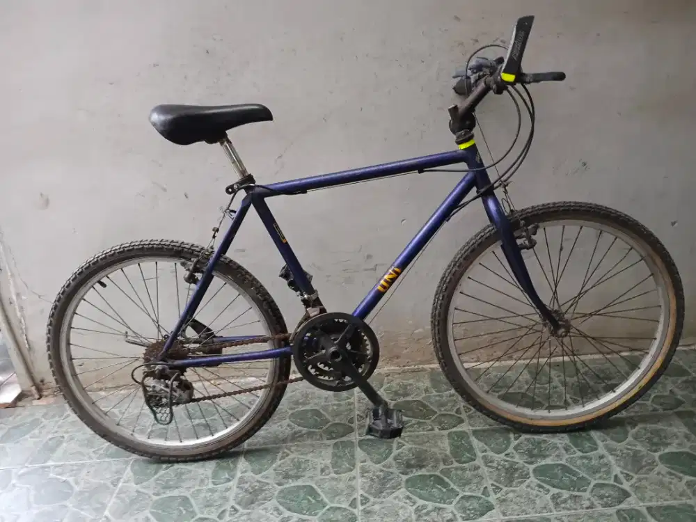 Model federalan rims 24 merk universal orian,  bahan steel carbon