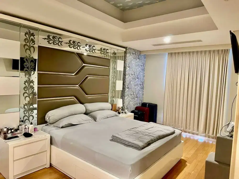 DISEWAKAN APARTEMEN ONE EAST RESIDENCE 1 BEDROOM LT 9 FURNISH CITY VIEW DEKAT GALAXY MALL