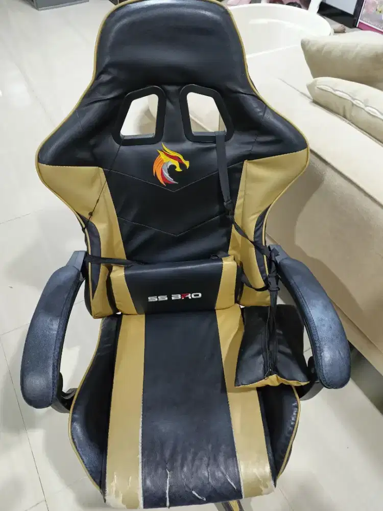 Kursi gaming kursi game