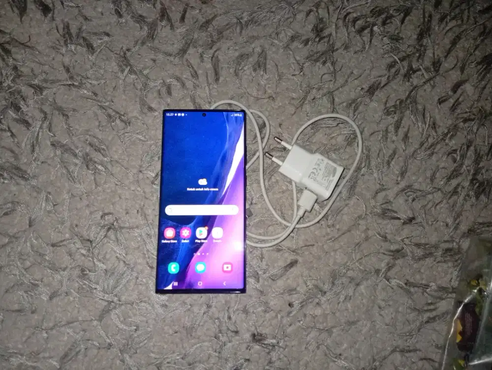 samsung note20 ultra , ram 8+8 GB internal 512GB