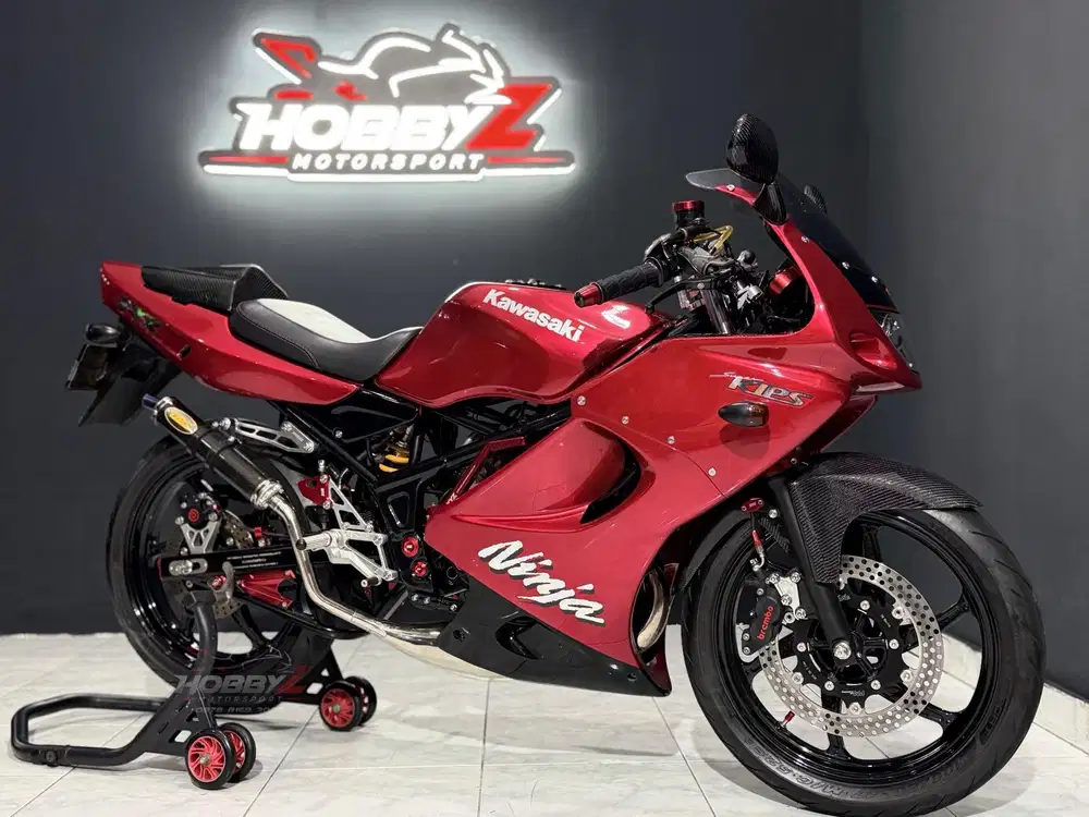 Kawasaki ninja zx 150 RR 2010 modif hedon rata kanan,istimewa