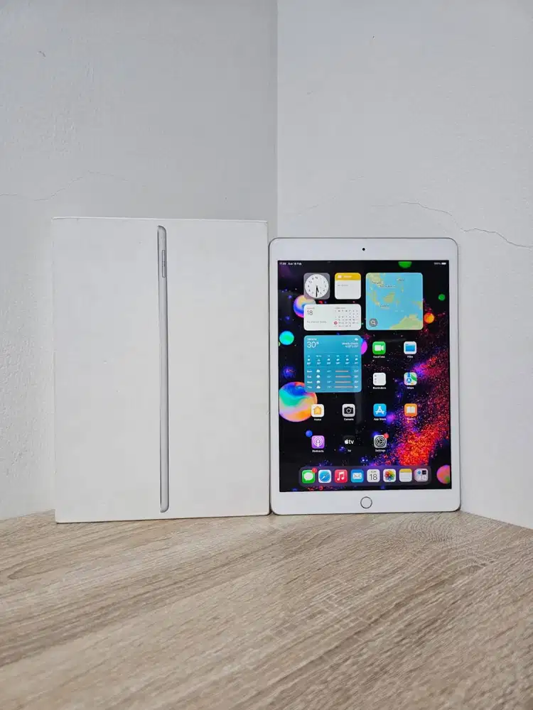 Apple iPad 7 128GB 128 GB Wifi Only Gold Fullset 7th 2019 iOS 18