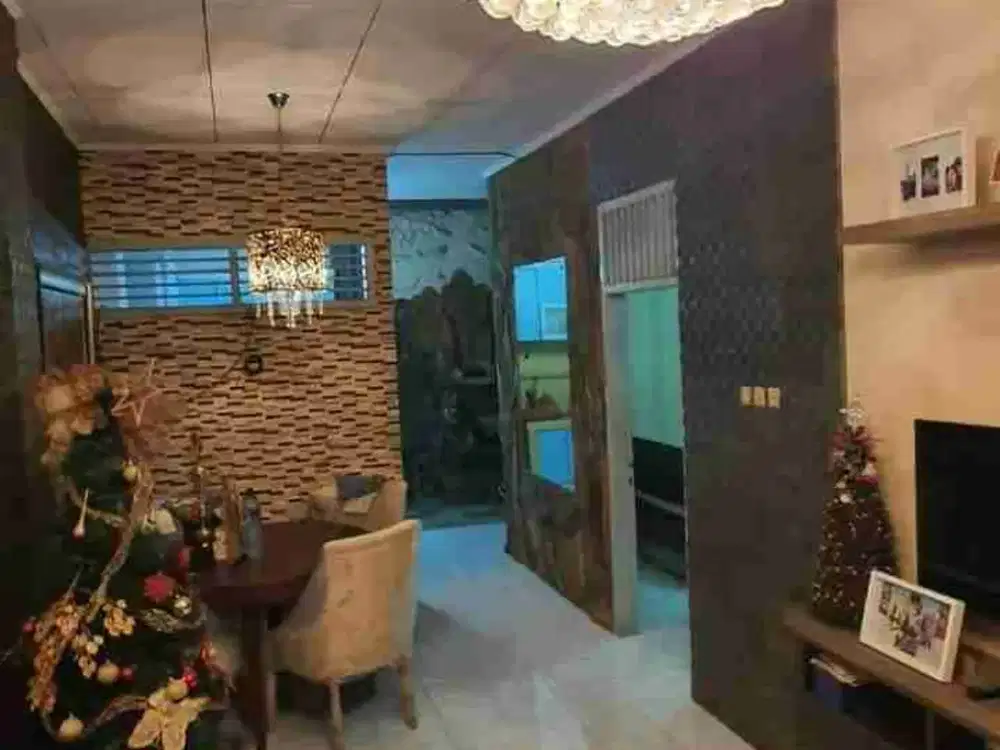 Jual Rumah Cantik Kelapa Kopyor Barat 2⅓Lantai