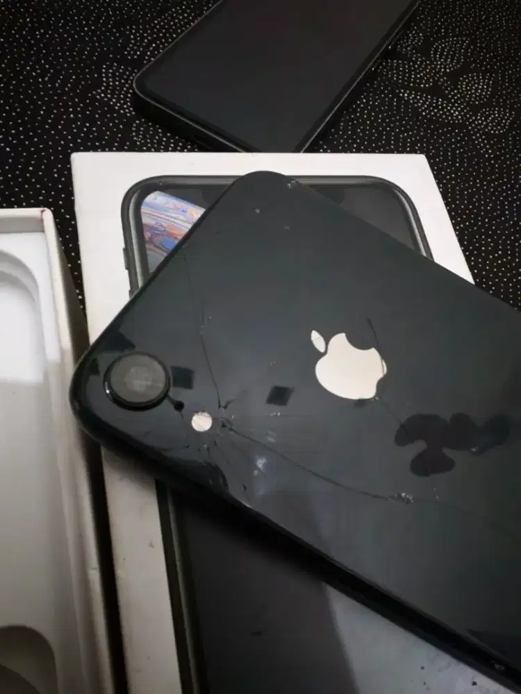iphone Xr 64 bisa semua kartu