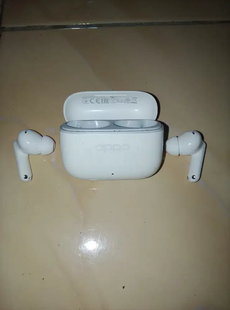 OPPO Enco Buds3 Pro