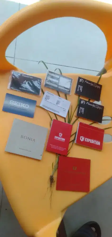 Di jual buku,kartu jam AC,Seiko,Bonia,exp  baru semua