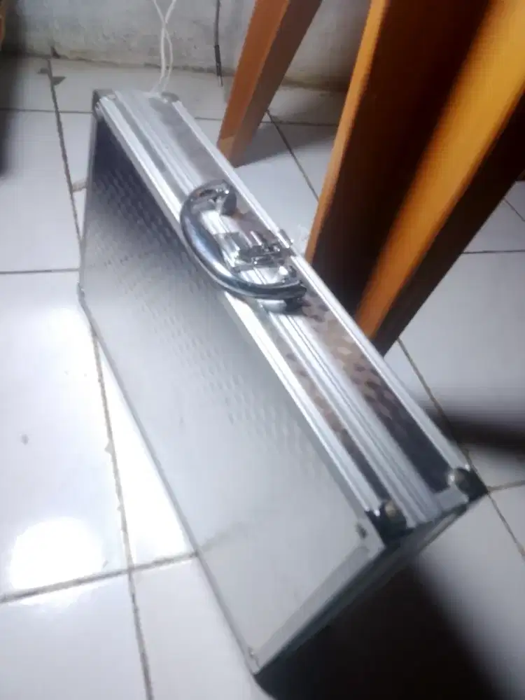 Jual soundcard v8 masih baru belum dipakai