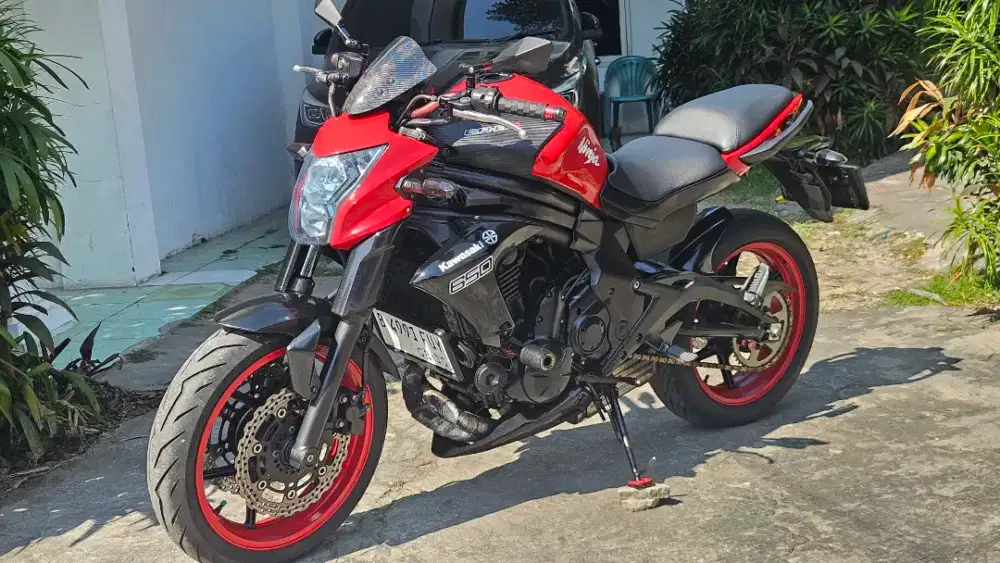 Kawasaki er6n tahun 2012