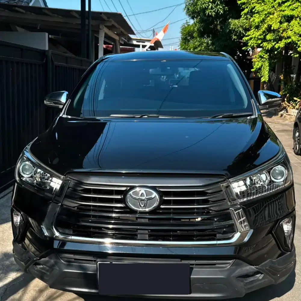 Toyota innova venturer bensin 2000cc matic 2021