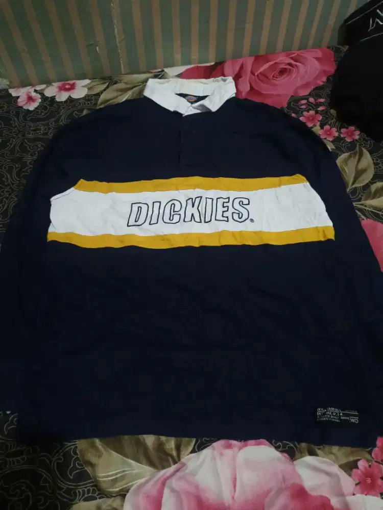 Polo shirt rugby dickies size m fit L