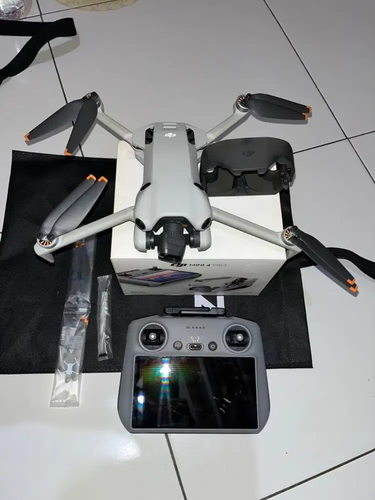 FLASH SALE !! EX DEMO DJI MINI 4 PRO RC 2 GOOD CONDITION 98% NORMAL