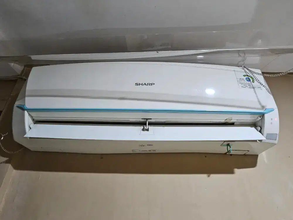 AC Sharp 1/2 PK seri Thailand