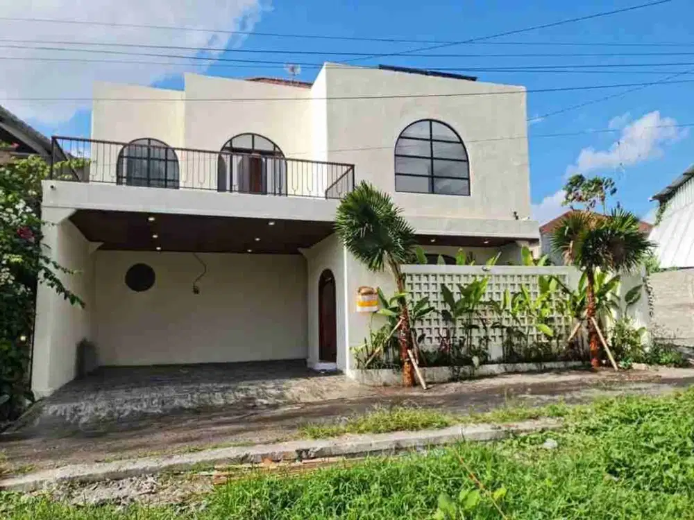 Luxury Villa 4 Kamar Mediterranean Style di Munggu Kapal