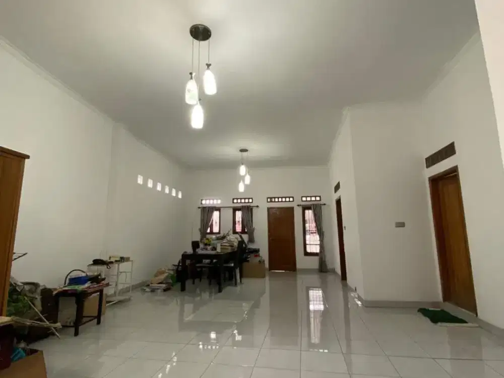 DIJUAL CEPAT Rumah Komplek Sariwangi Residence