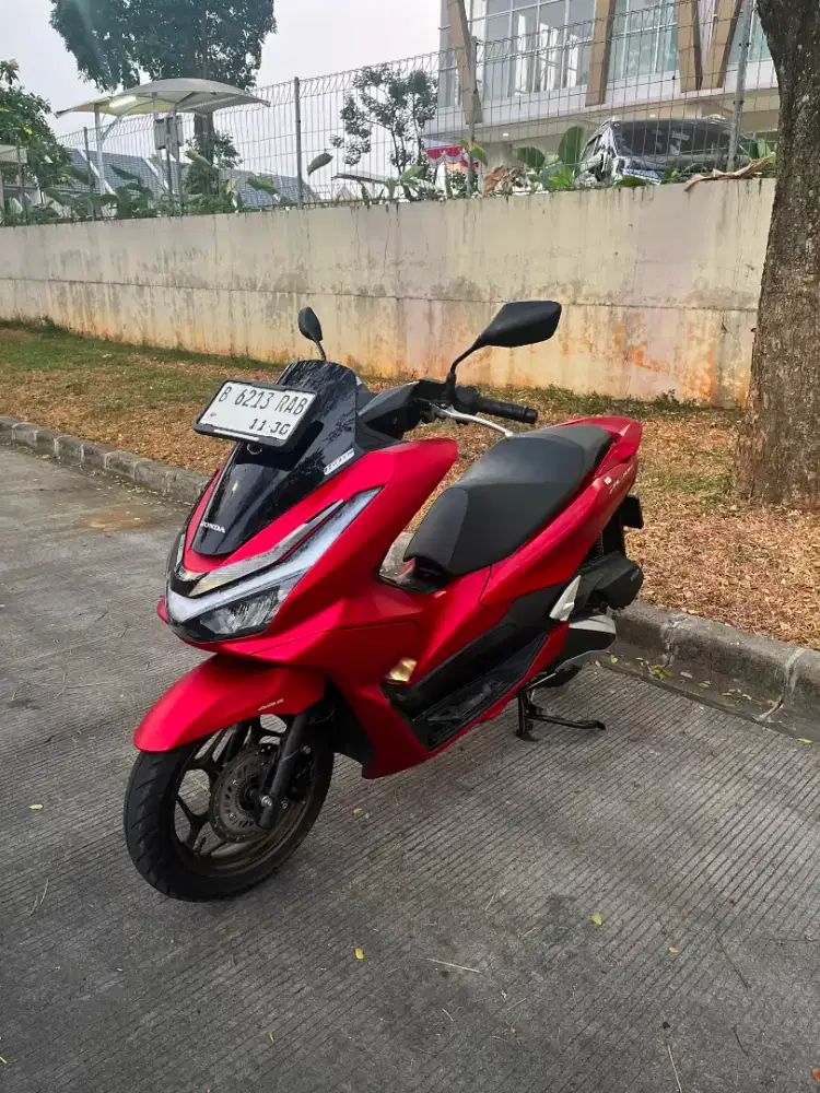Honda PCX 160 ABS  Gen 2 Merah Doff