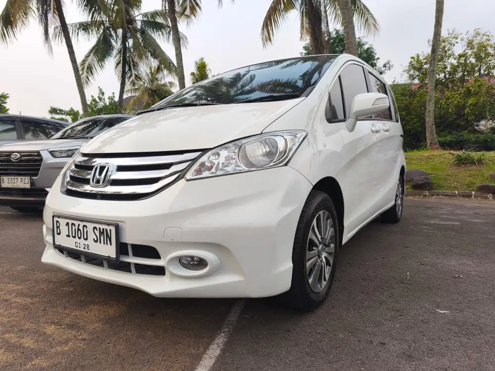 Honda Freed PSD AT 2014