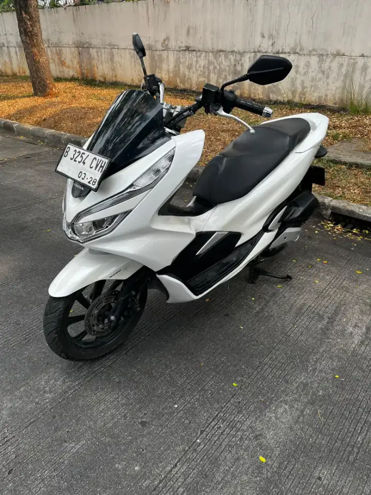 PCX 150 Cbs Putih Glossy