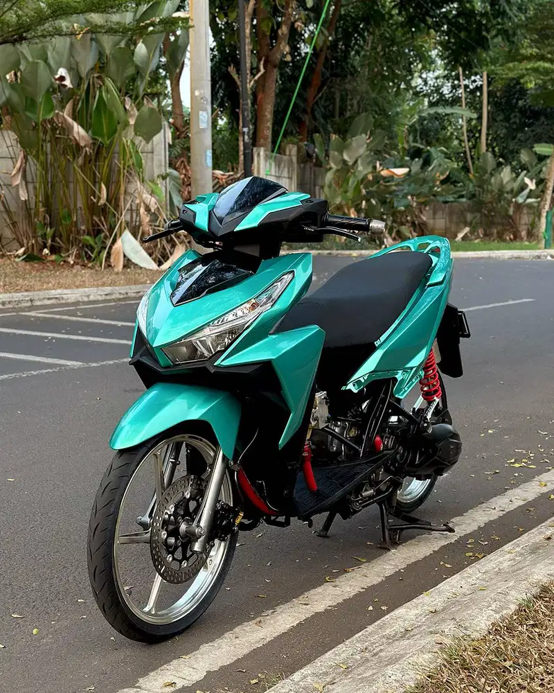 VARIO 125 LED OLD 2015 SPEK 63 FREE