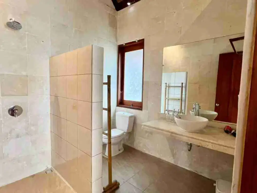 Luxury Villa View Sawah 480m² Dekat Ubud Center - Thumbnail 2