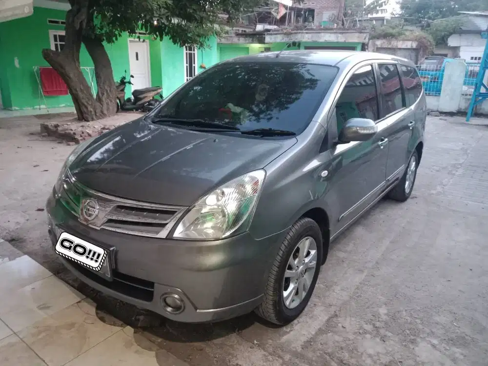 Grand Livina Ultimate 1.5 AT 2012