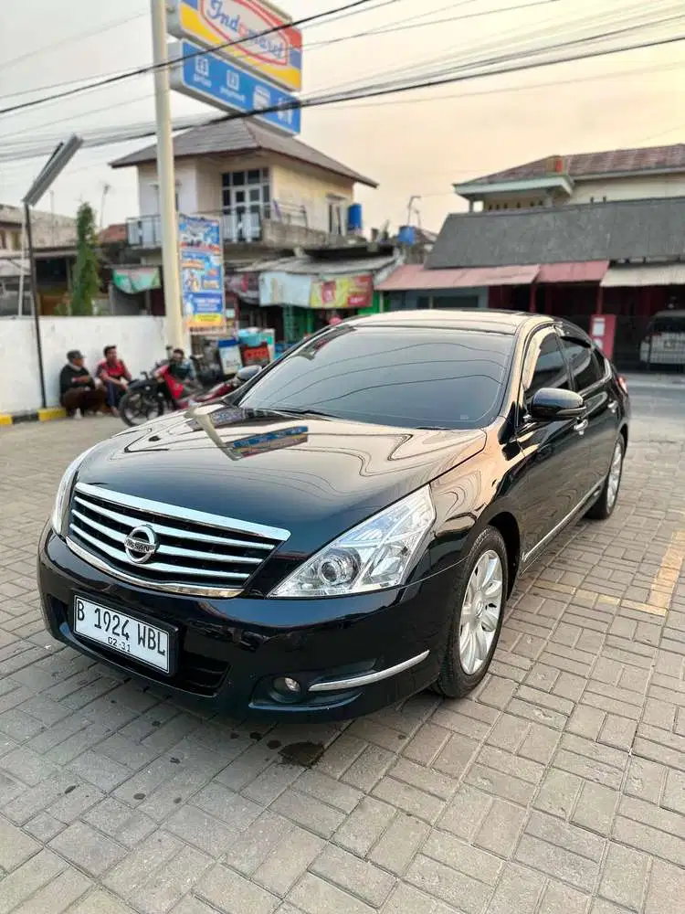 Nissan Teana 2011 Bensin
