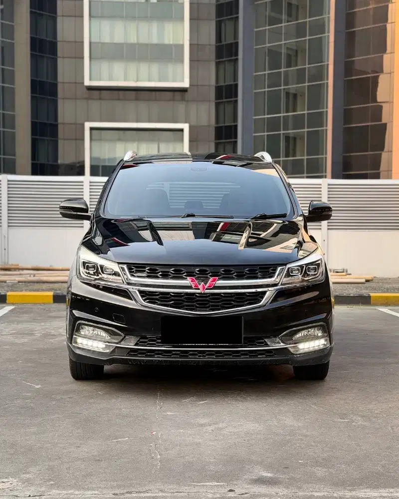 WULING CORTEZ TLUX 1.5 A/T 2020