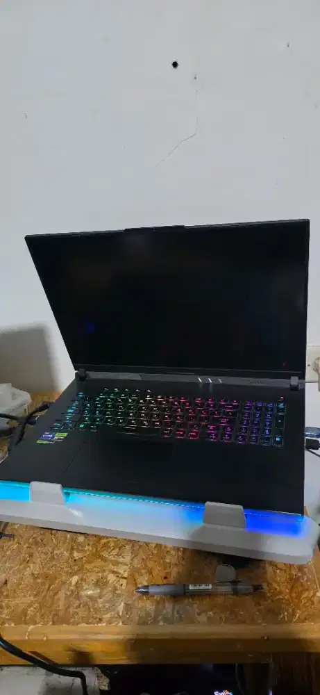 ASUS STRIX SCAR 18 RTX 4090