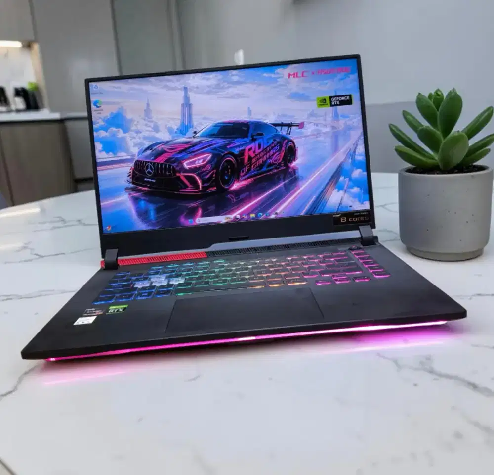 ASUS ROG CYBERPUNK-Q G513QC-331 STRIX Premium Edition