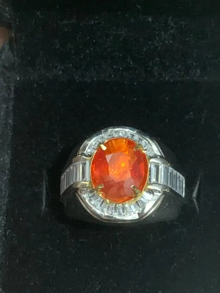 natural pinkish orange sapphire padparaca