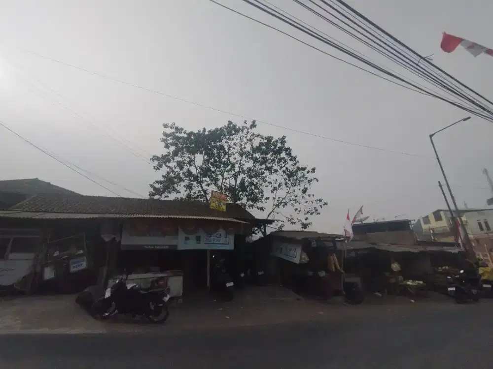 Jual villa dan kios2 di depan nya