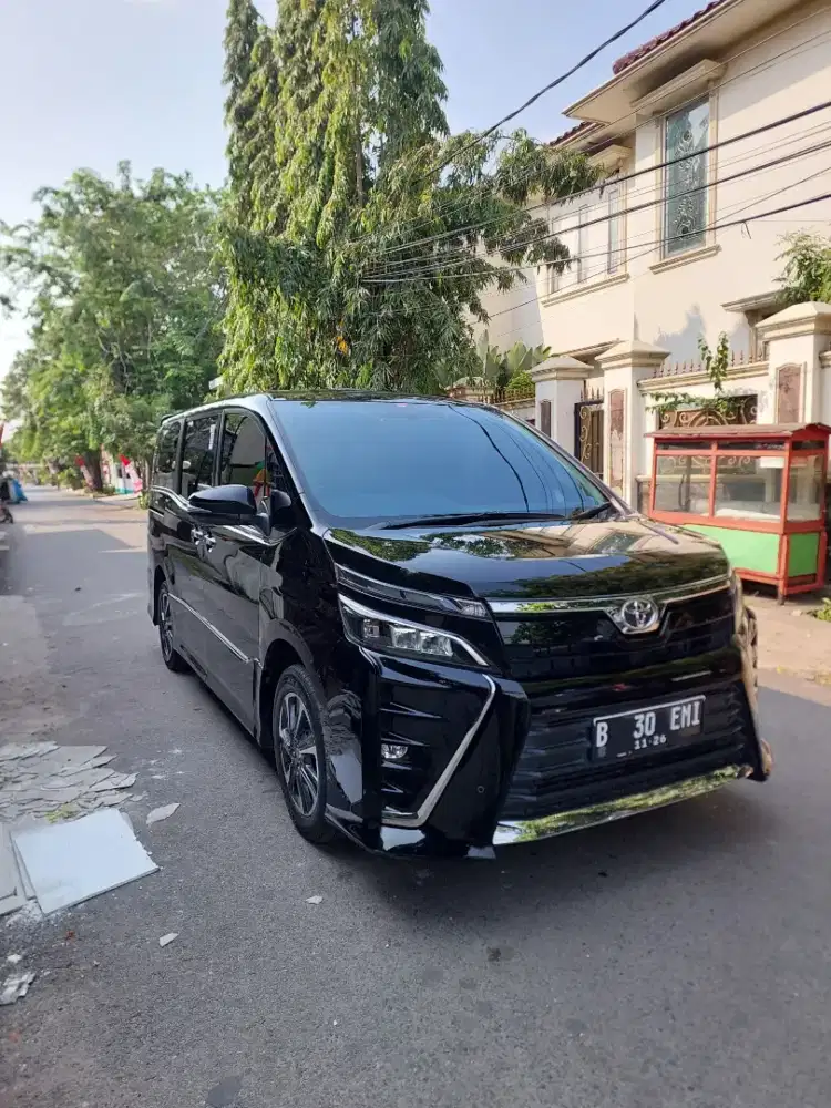 Toyota voxy tahun 2021tangan pertama masih seperti baru