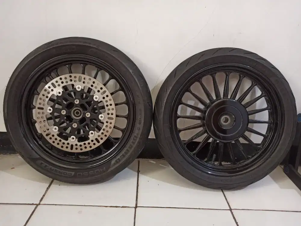 Velg cmg ban Pirelli ,beat , Scoopy