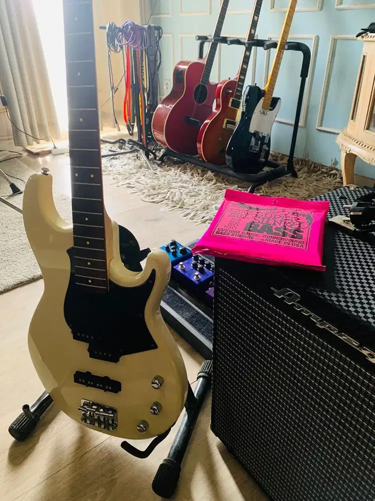 Bass yamaha bb234