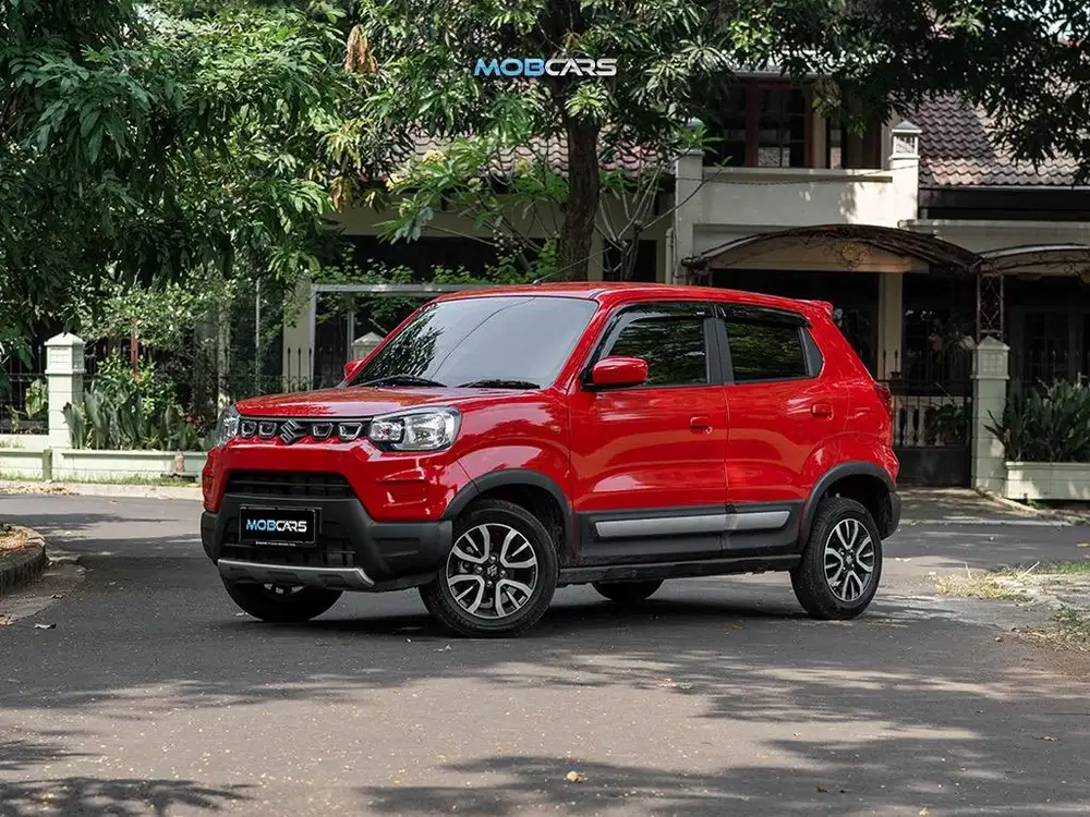 MOBIL TERAWAT KILOMETER RENDAH