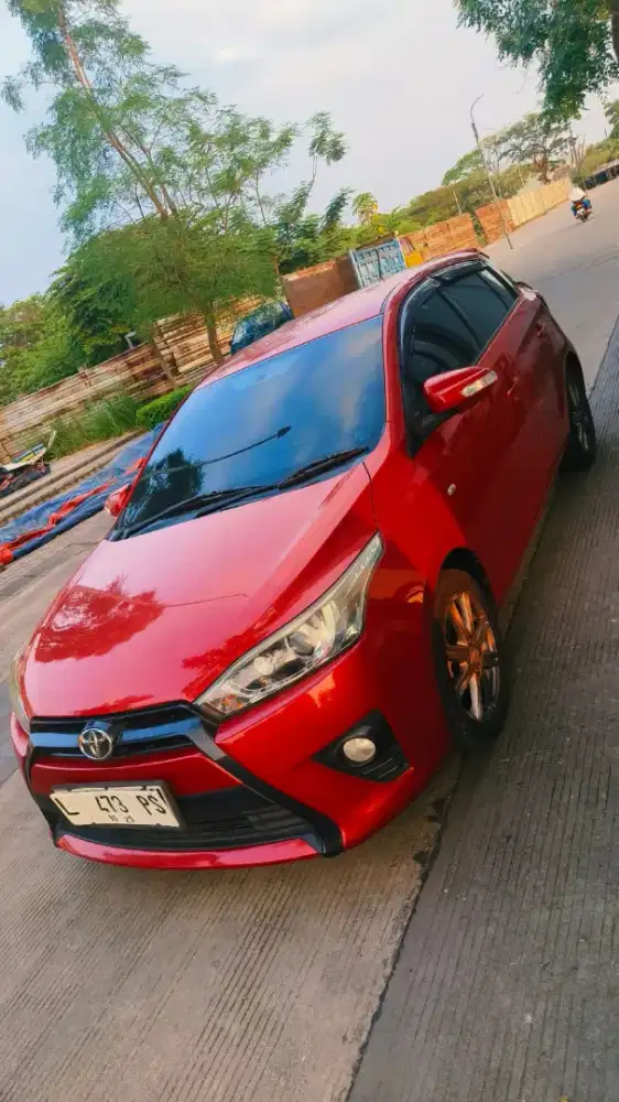 Toyota Yaris AT 2015 a.n sendiri