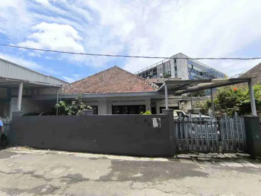 Dijual Rumah startegis langka pusat kota Bandung sayap jl merdeka Bandung