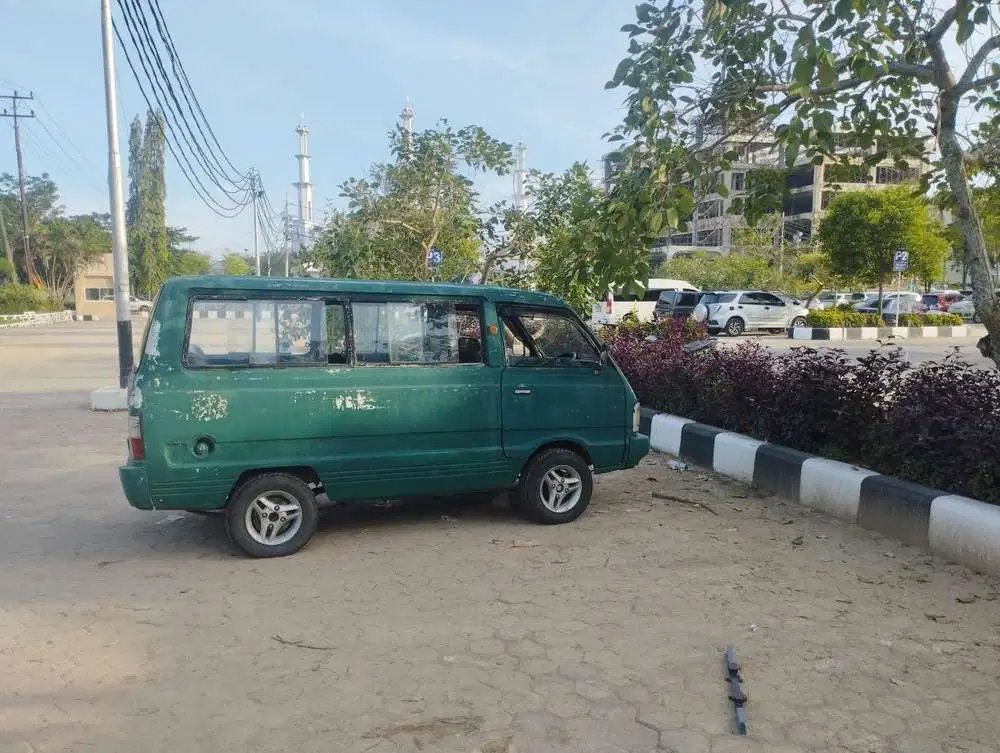 Suzuki Carry 1992 Bensin
