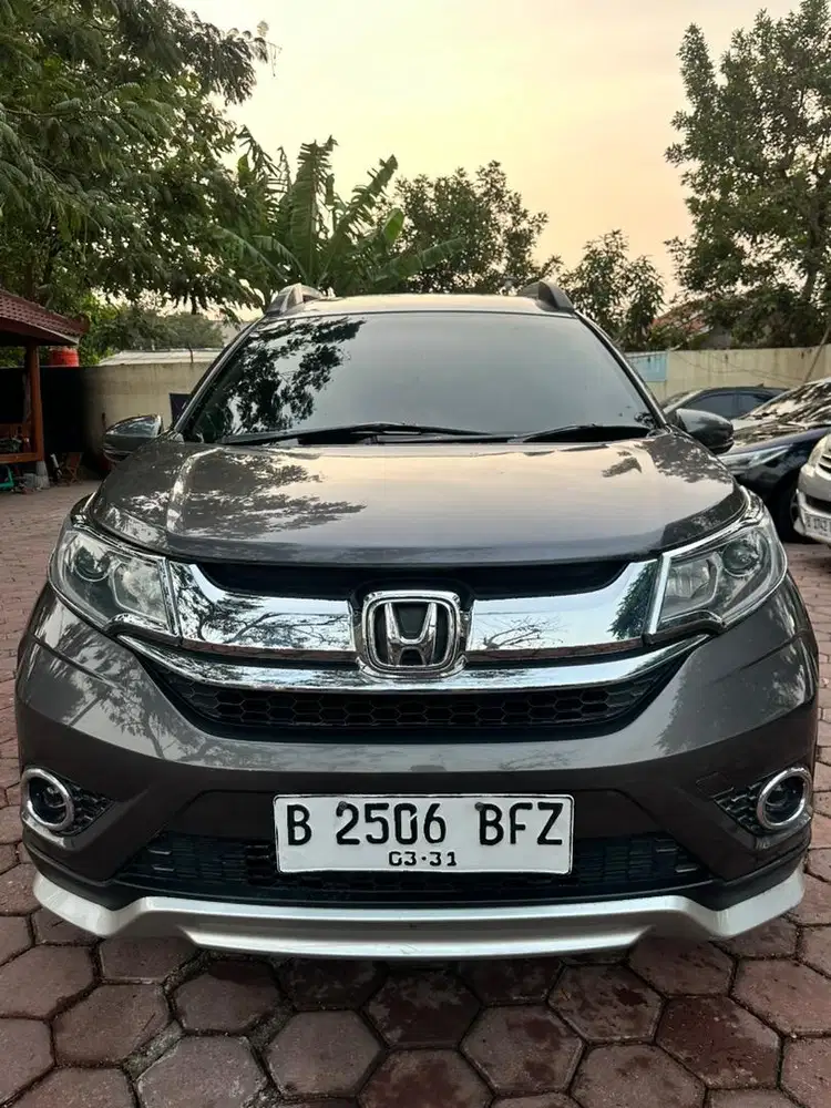 Bismillah dijual honda brv manual jarang ada full variasi