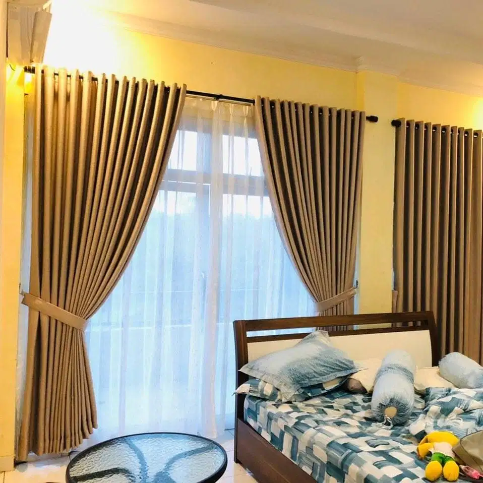 Jasa Pasang Gorden Custom Wallpaper Dinding 3D Gordyn Hordeng Korden