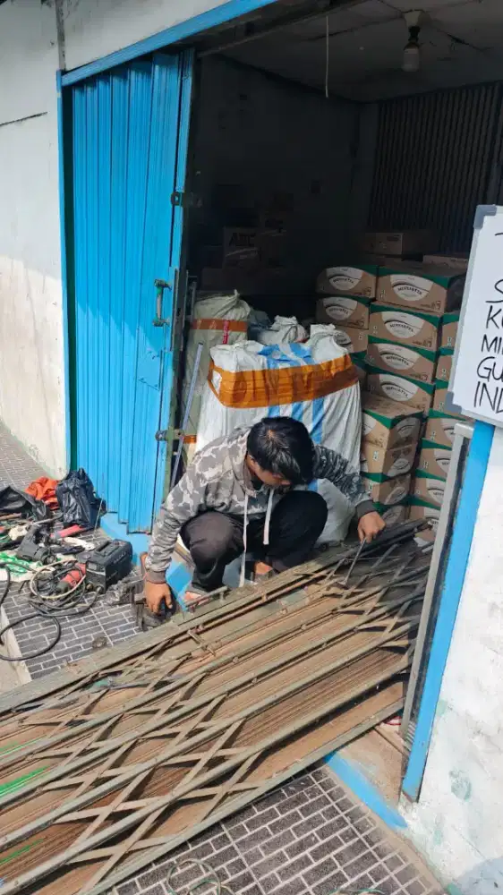 Tukang service pintu rolling door dan folding gate