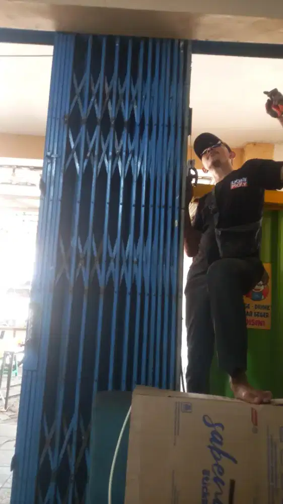 Tukang ahli service rolling door folding gate panggilan