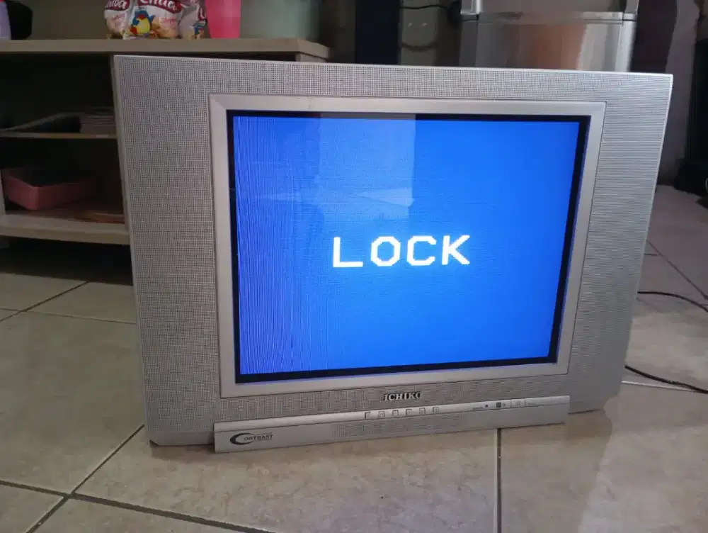 Tv tabung ichiko 21in layar datar