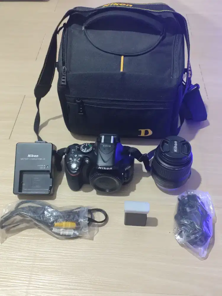 Dijual Kamera DSLR  Nikon D5200
