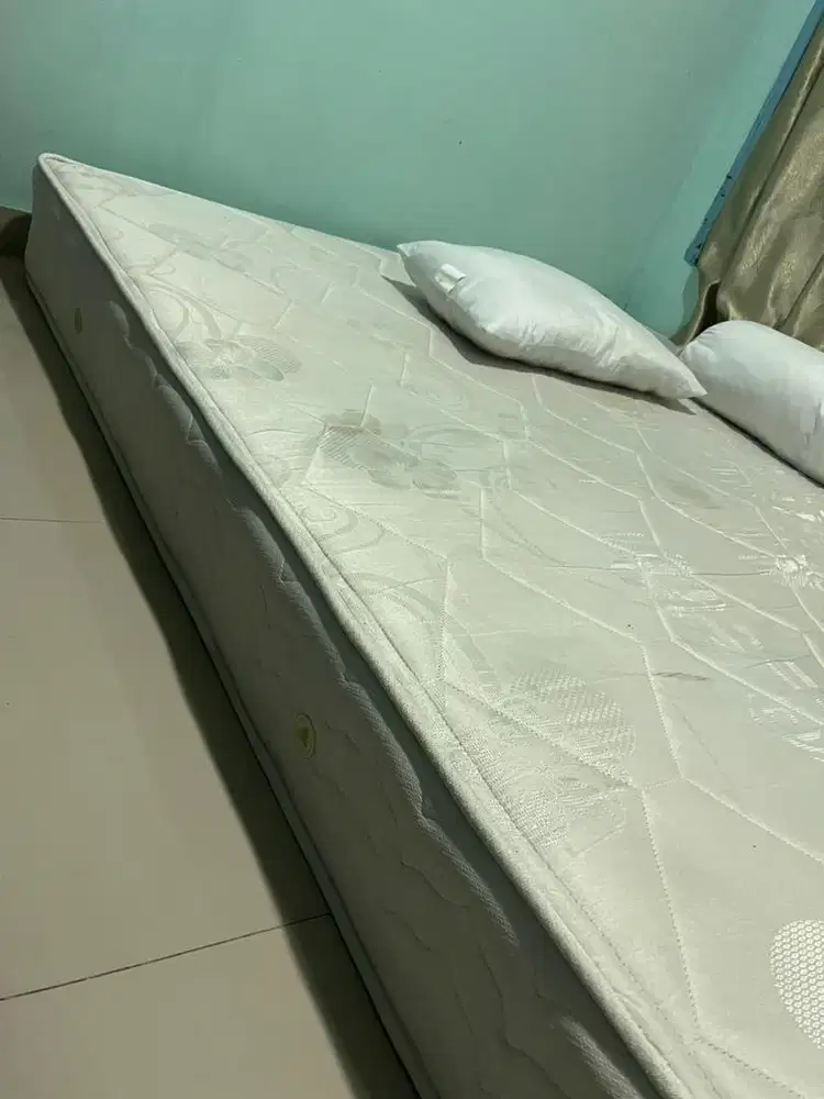 Kasur Guhdo Springbed 180×200 cm + bantal dan guling