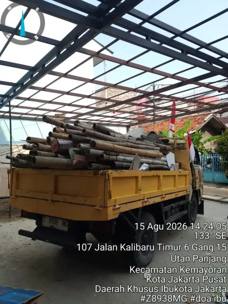 Jasa buang puing dan tanah