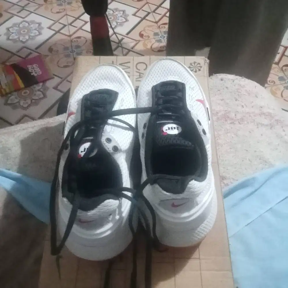 Adidas, raining,